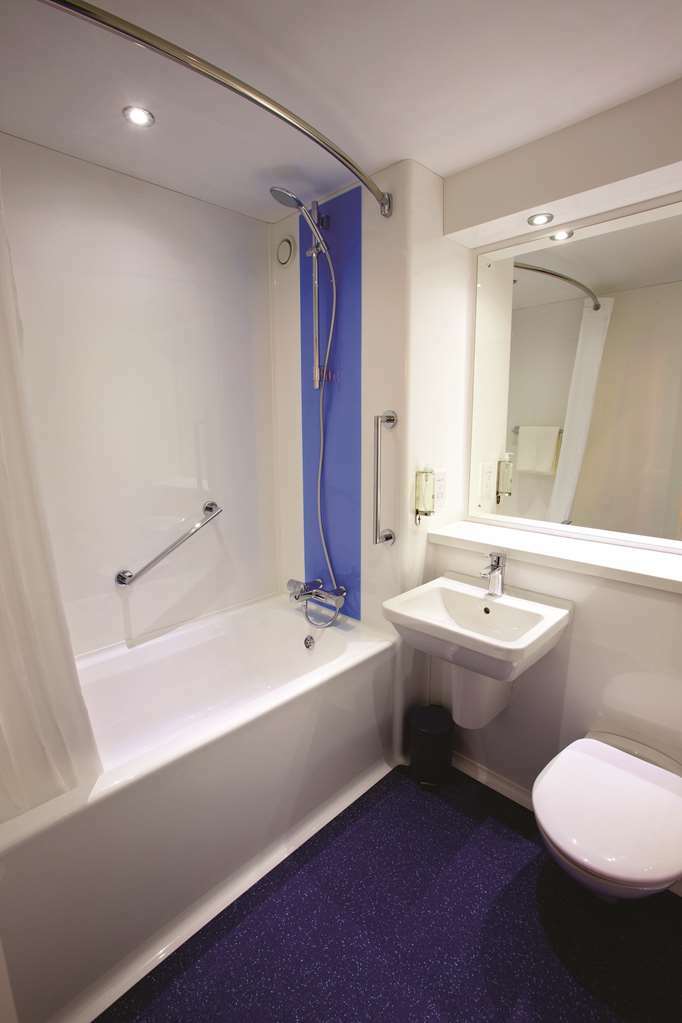 Travelodge London Balham Номер фото