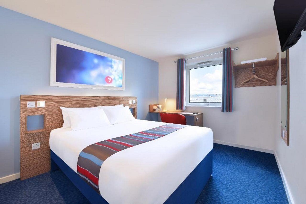 Travelodge London Balham Экстерьер фото